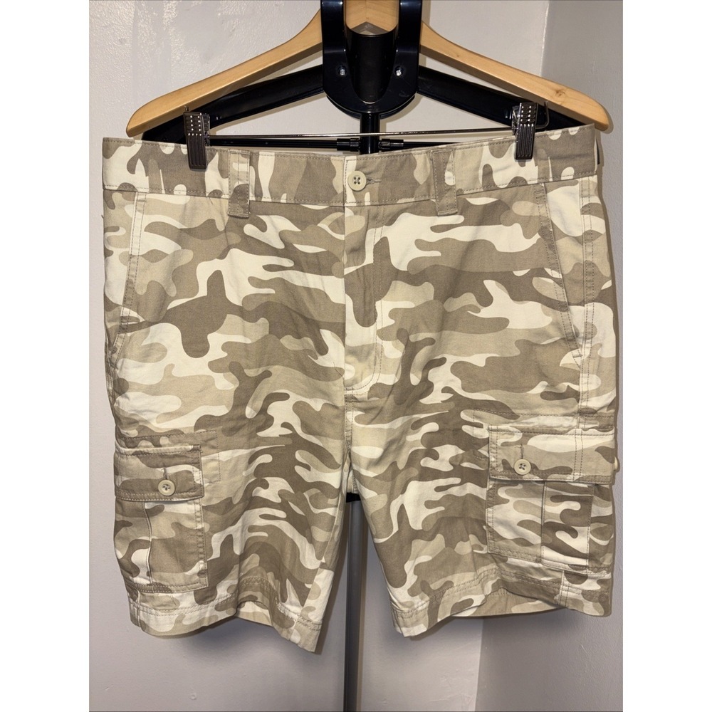 Roundtree & Yorke Mens‎ Camouflage Cargo Shorts Sz 36Casual Classic Shorts New